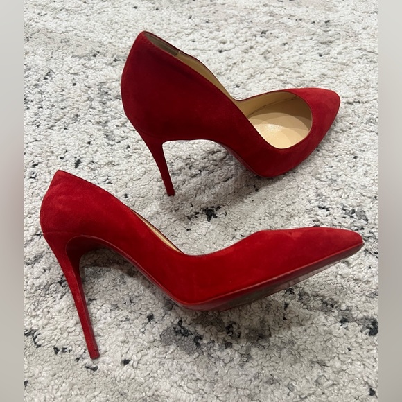 Christian Louboutin beautiful red velour heels - Picture 10 of 11